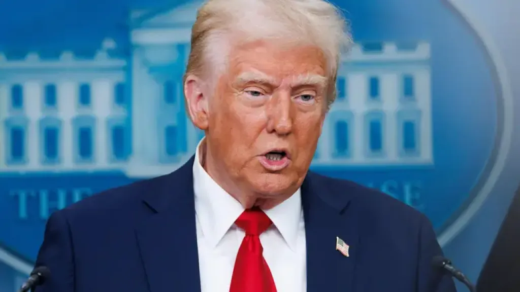 Трамп знову тисне на ФРС: долар дешевшає, ринки облігацій лихоманить
