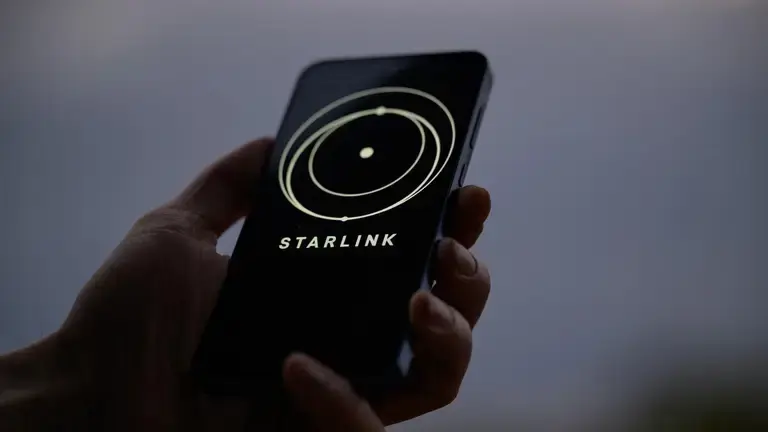 Samsung створює AI-модем для Starlink: смартфони зможуть напряму підключатися до супутників