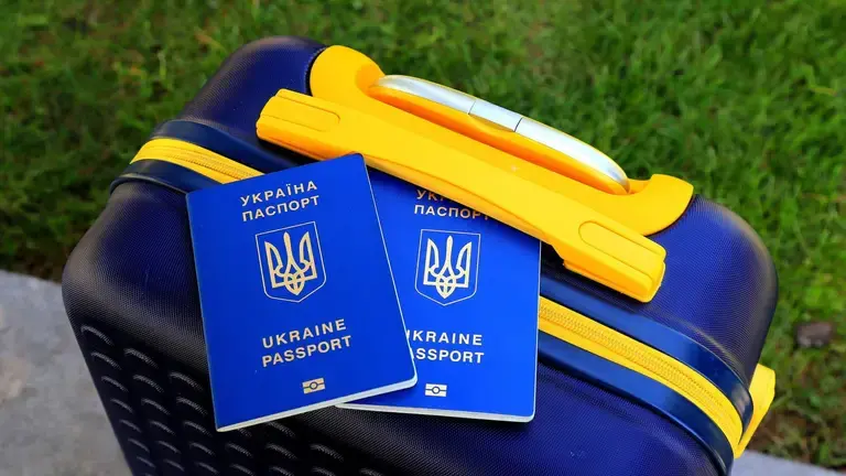 Зростаючий відтік кадрів: чому Україна потрапила до світового списку “відтоку мізків”