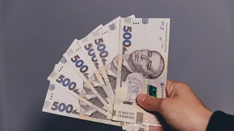 Українці, яких держава звільнить від сплати важливого податку: хто і чому