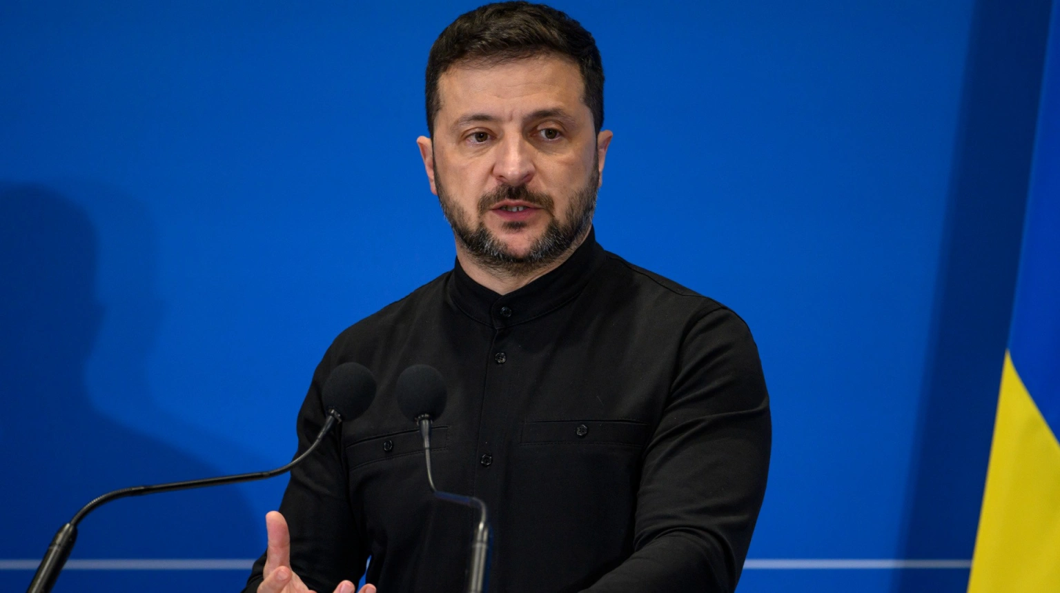 Зеленський визначається з новим очільником СЗР: кандидати серед дипломатів, військових та розвідників