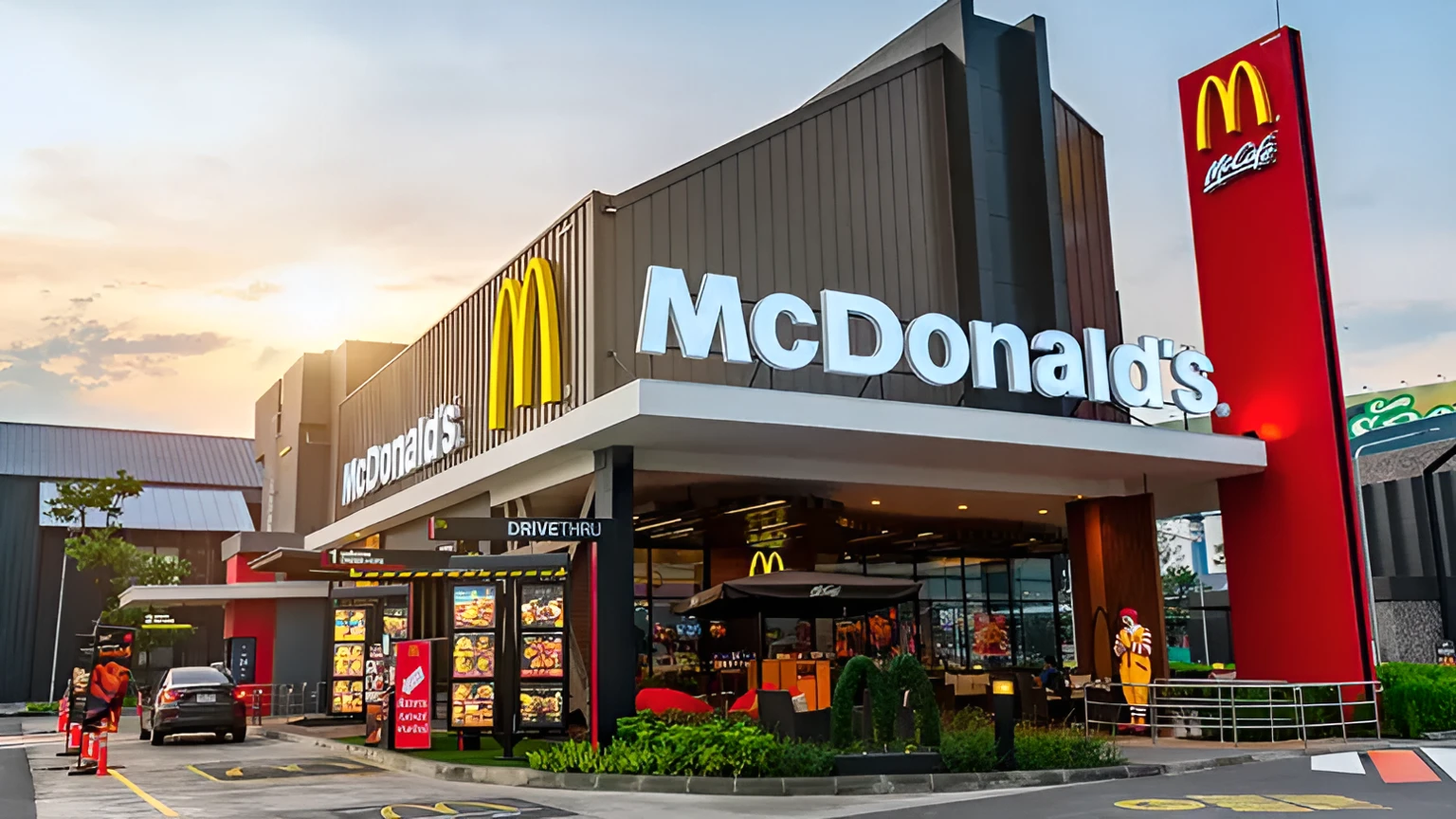 Повернення McDonald’s до Харкова: Баффет допомагає відновити роботу мережі